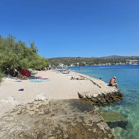 Bajka * Rogoznica (Sibenik-Knin)