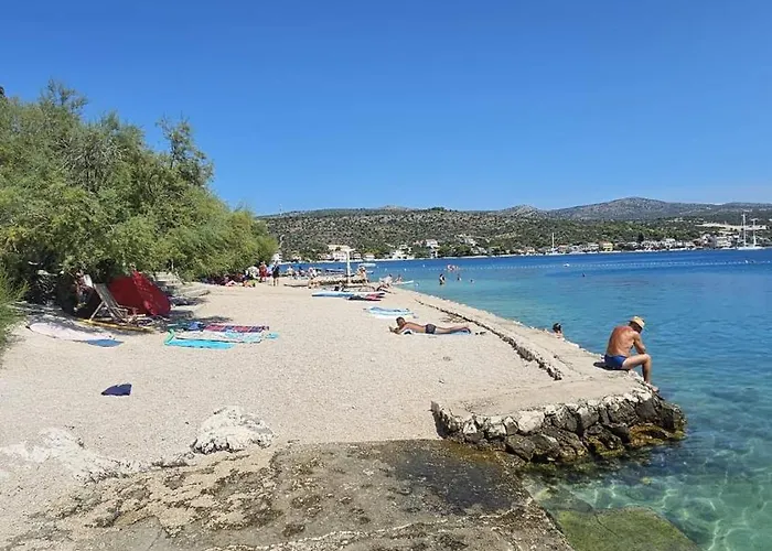 Bajka * Rogoznica (Sibenik-Knin)