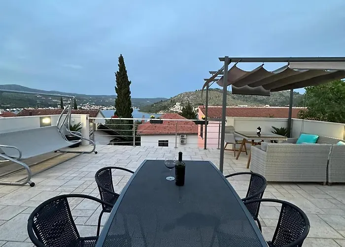 Daire Bajka Rogoznica (Sibenik-Knin)